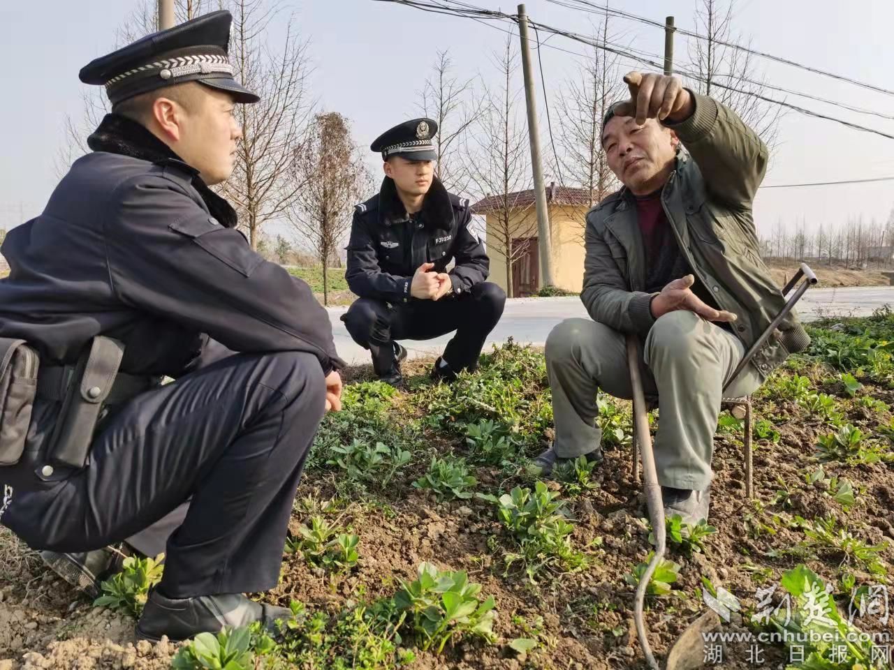 深入了解轄區(qū)治安狀況，查找風(fēng)險(xiǎn)隱患，排查化解矛盾糾紛.jpg.jpg